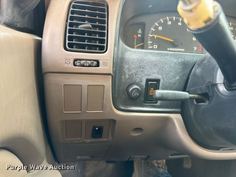 image for item DV1883 1996 Toyota 4Runner Limited SUV