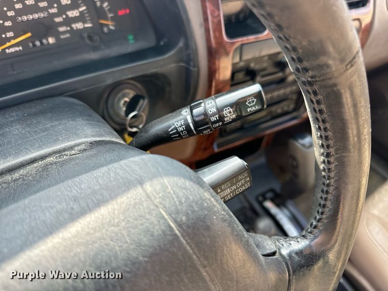 image for item DV1883 1996 Toyota 4Runner Limited SUV