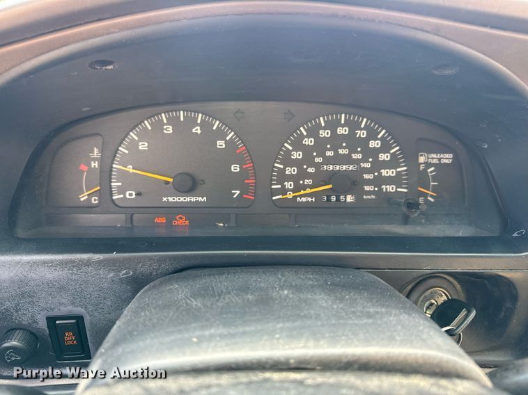 image for item DV1883 1996 Toyota 4Runner Limited SUV