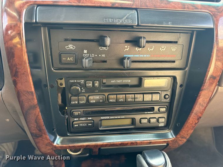 image for item DV1883 1996 Toyota 4Runner Limited SUV