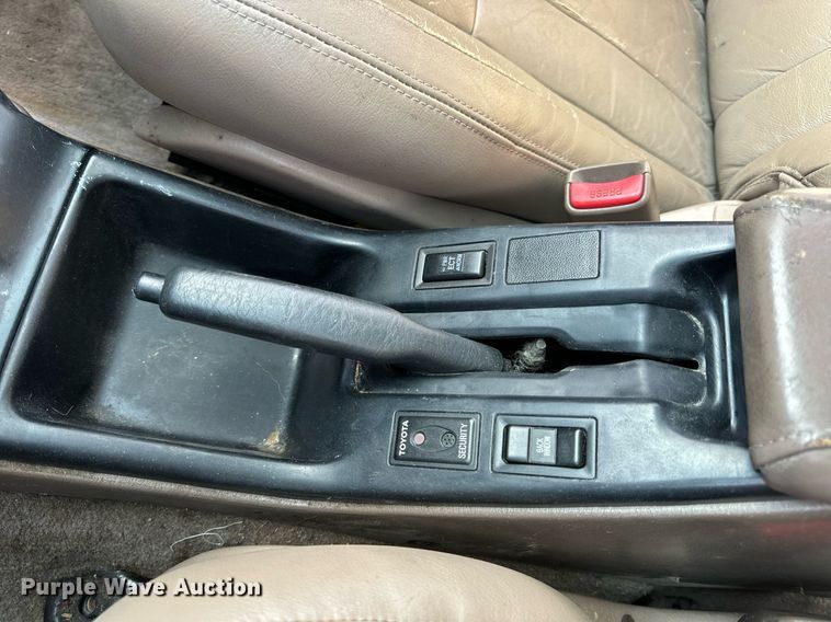 image for item DV1883 1996 Toyota 4Runner Limited SUV