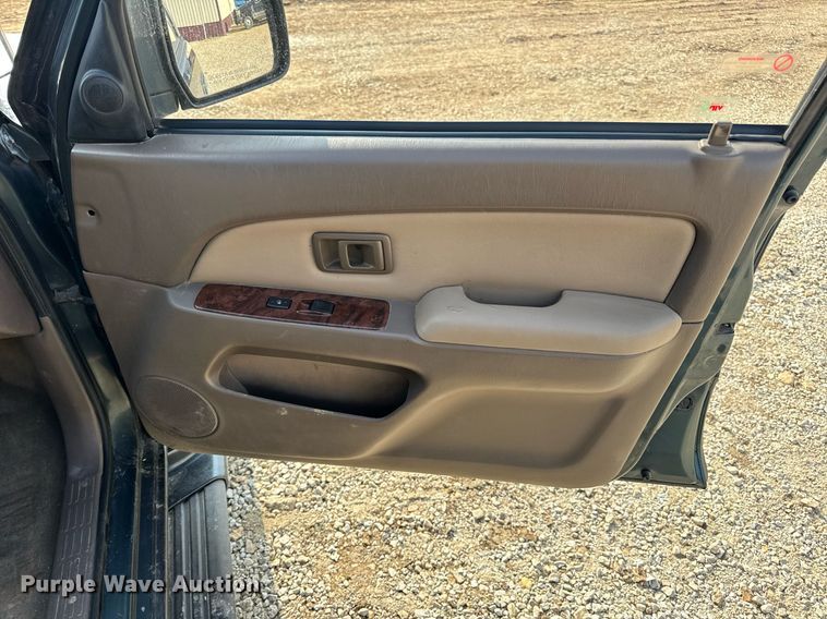 image for item DV1883 1996 Toyota 4Runner Limited SUV