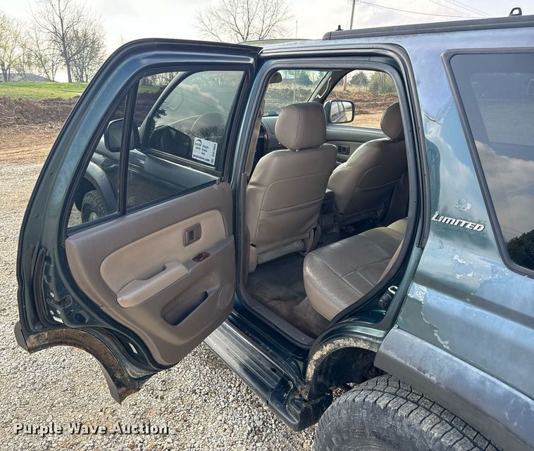 image for item DV1883 1996 Toyota 4Runner Limited SUV