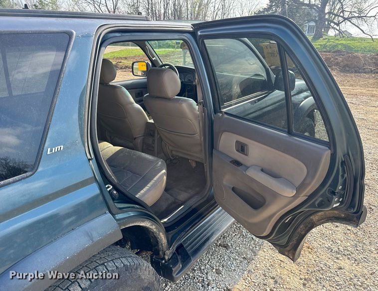 image for item DV1883 1996 Toyota 4Runner Limited SUV