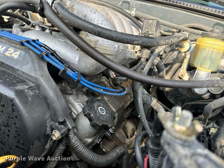 image for item DV1883 1996 Toyota 4Runner Limited SUV