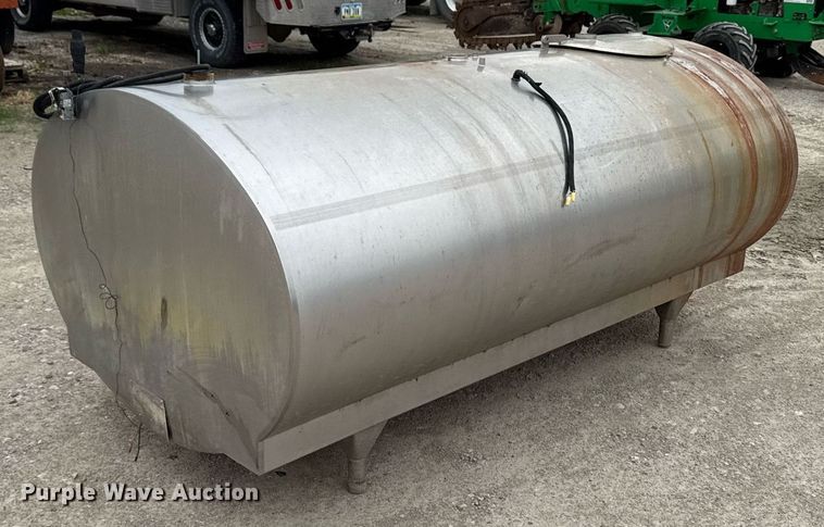 image for item DV2521 Mueller Hiperform tank