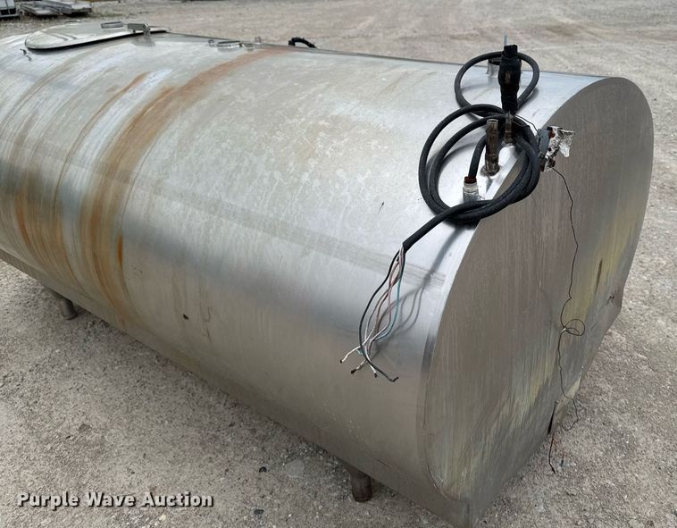 image for item DV2521 Mueller Hiperform tank