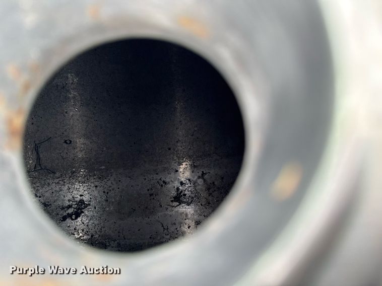 image for item DV2521 Mueller Hiperform tank