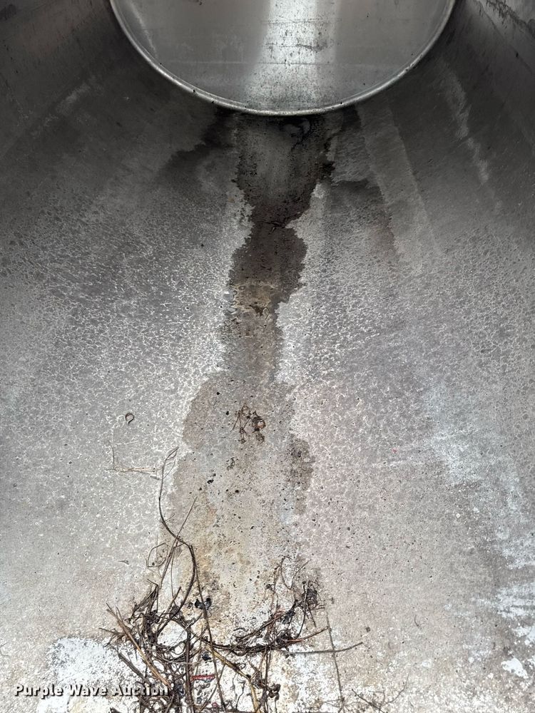 image for item DV2521 Mueller Hiperform tank