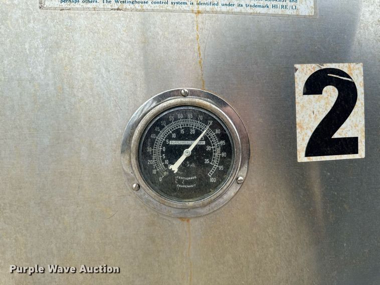 image for item DV2521 Mueller Hiperform tank