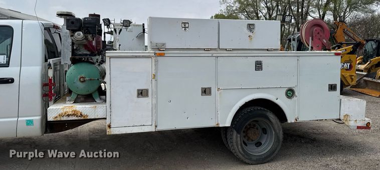 image for item DV2532 2008 Sterling Bullet utility / service truck