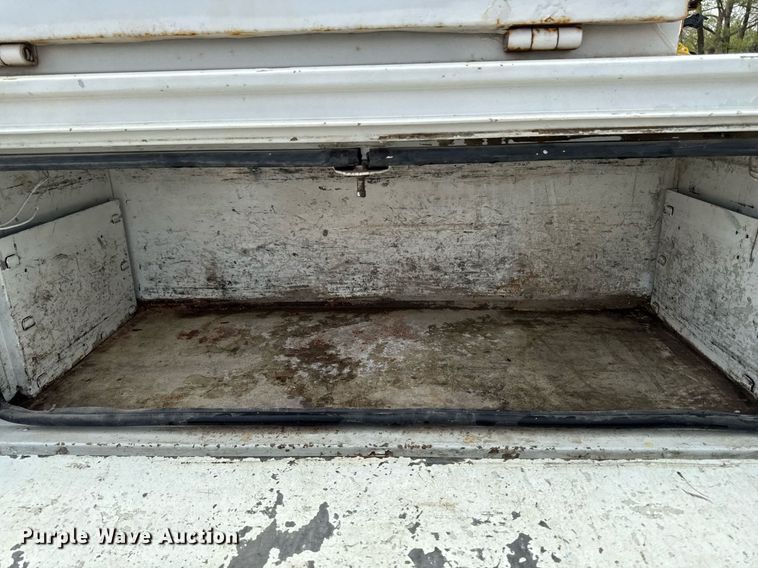 image for item DV2532 2008 Sterling Bullet utility / service truck