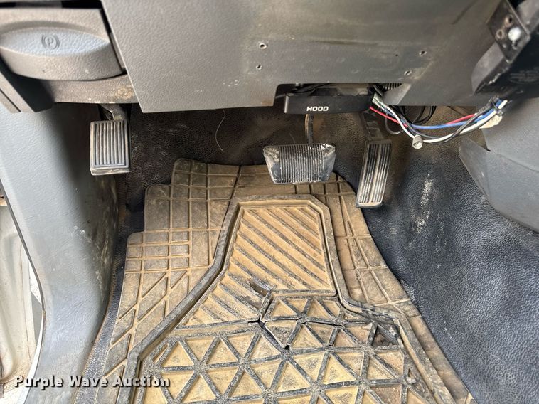 image for item DV2532 2008 Sterling Bullet utility / service truck