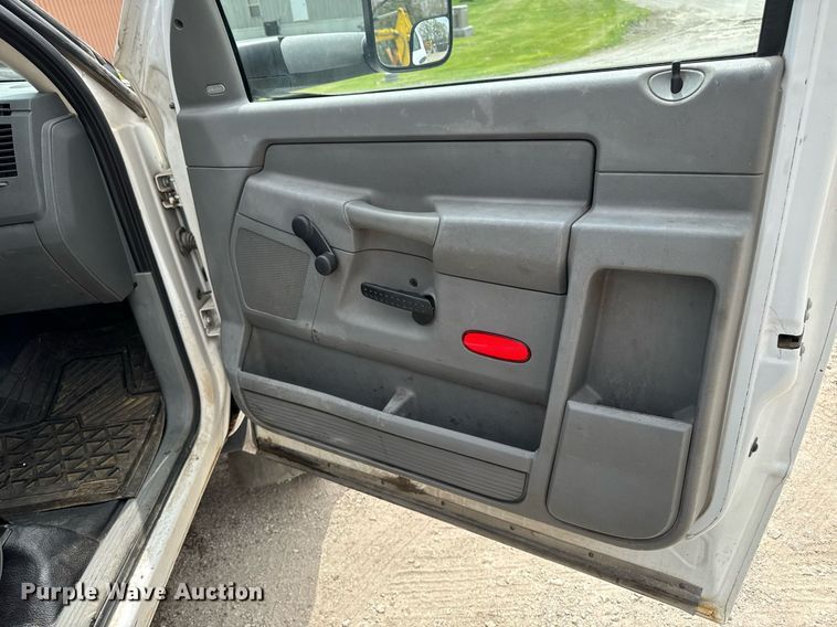 image for item DV2532 2008 Sterling Bullet utility / service truck