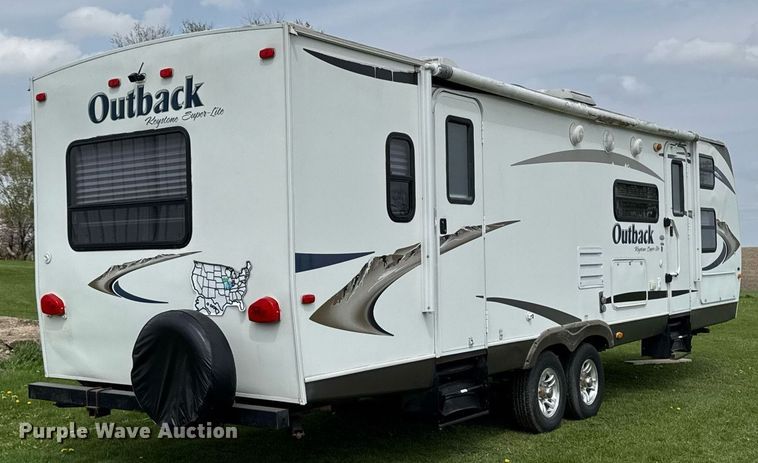 image for item DV2533 2011 Keystone Outback camper