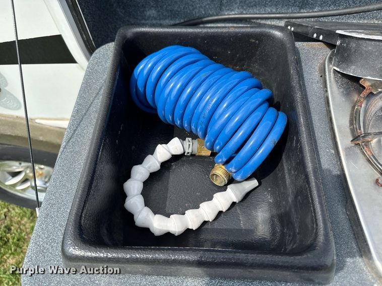 image for item DV2533 2011 Keystone Outback camper