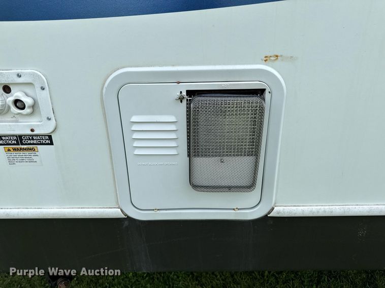 image for item DV2533 2011 Keystone Outback camper