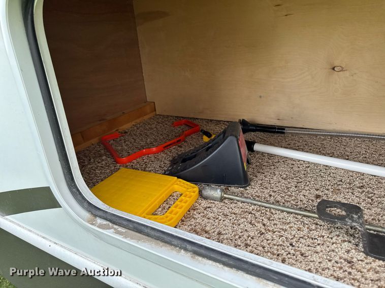 image for item DV2533 2011 Keystone Outback camper