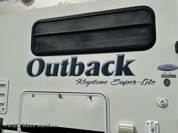 image for item DV2533 2011 Keystone Outback camper