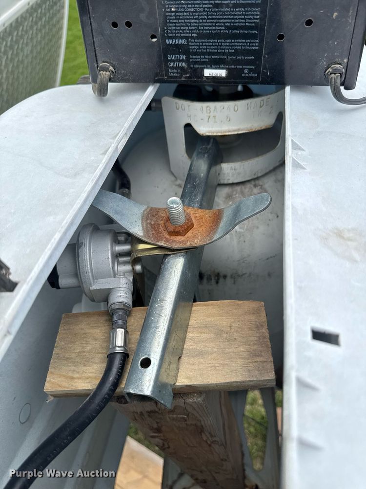 image for item DV2533 2011 Keystone Outback camper