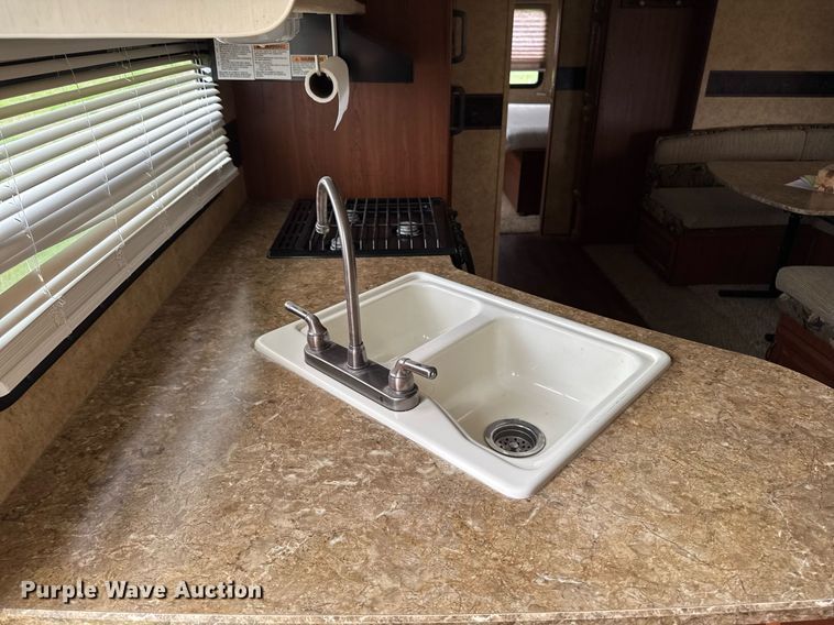 image for item DV2533 2011 Keystone Outback camper