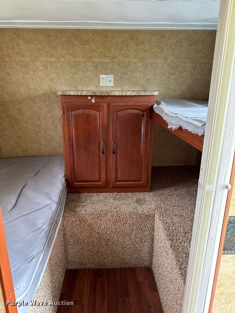 image for item DV2533 2011 Keystone Outback camper