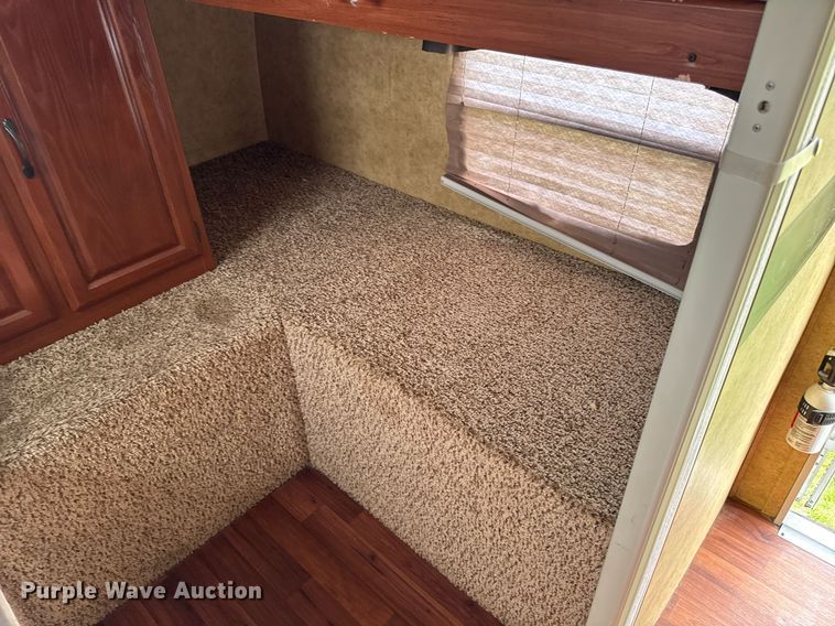 image for item DV2533 2011 Keystone Outback camper