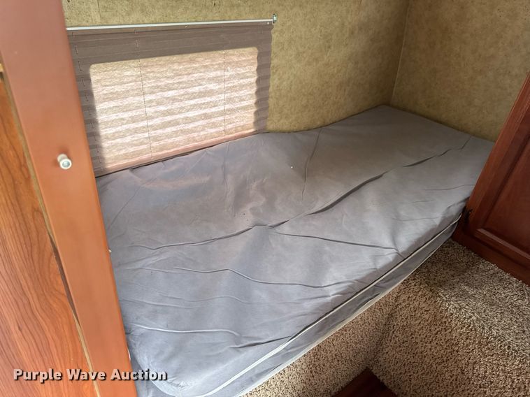 image for item DV2533 2011 Keystone Outback camper