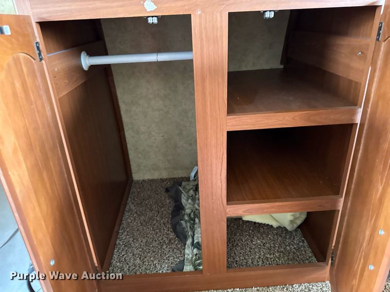 image for item DV2533 2011 Keystone Outback camper