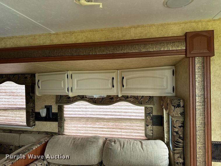 image for item DV2533 2011 Keystone Outback camper