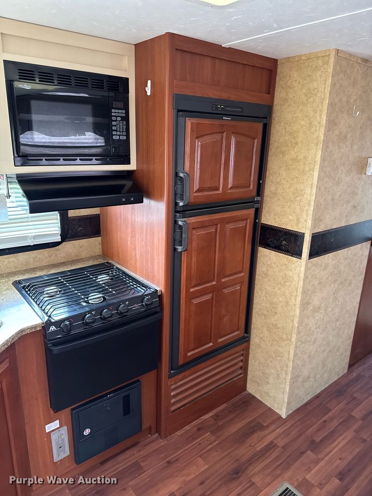 image for item DV2533 2011 Keystone Outback camper