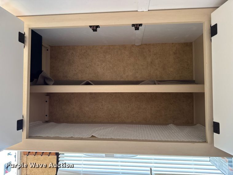 image for item DV2533 2011 Keystone Outback camper