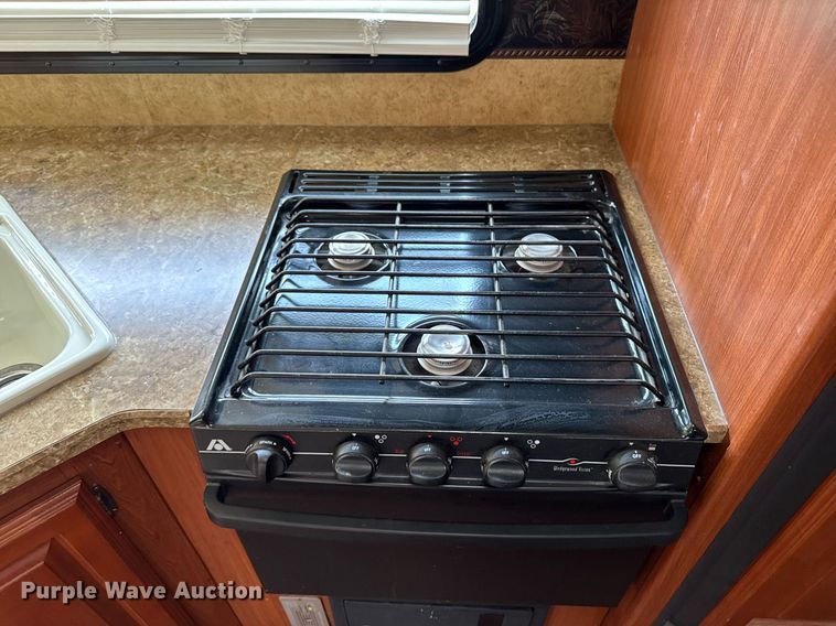 image for item DV2533 2011 Keystone Outback camper