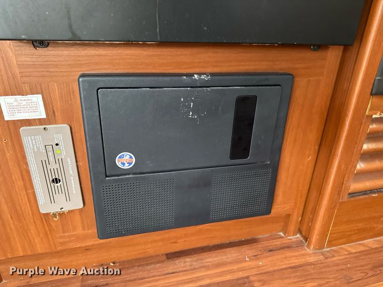 image for item DV2533 2011 Keystone Outback camper