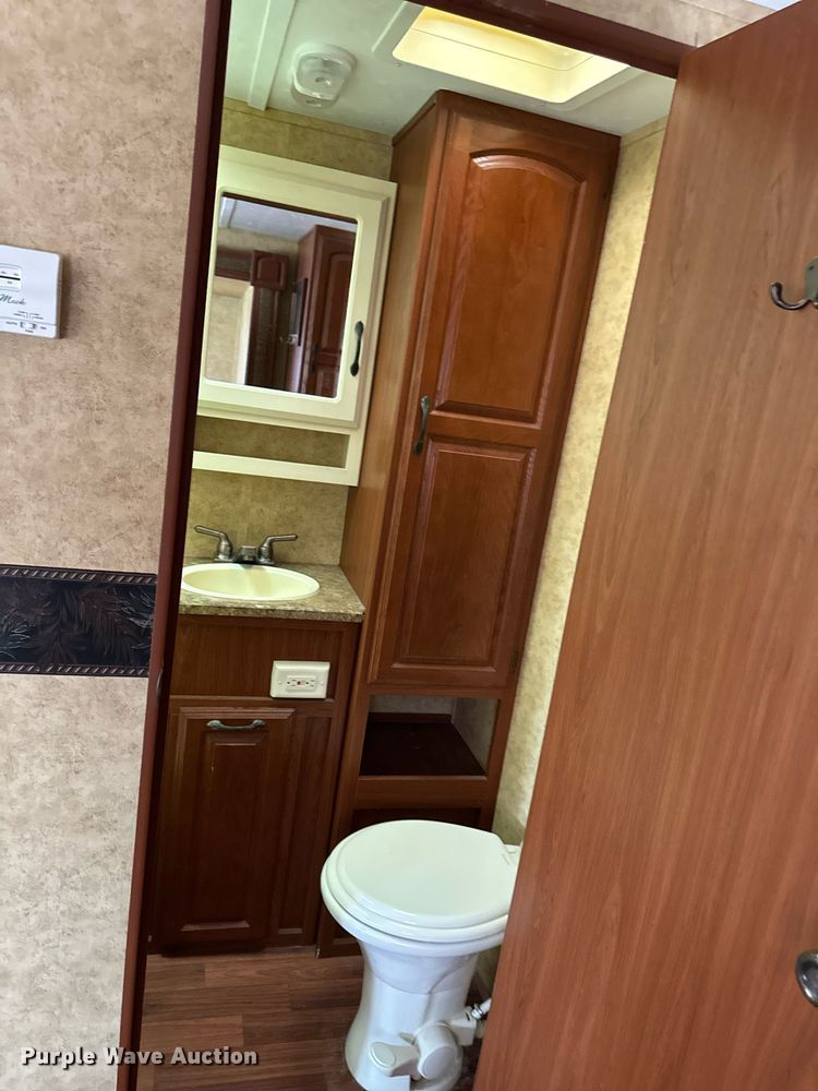 image for item DV2533 2011 Keystone Outback camper