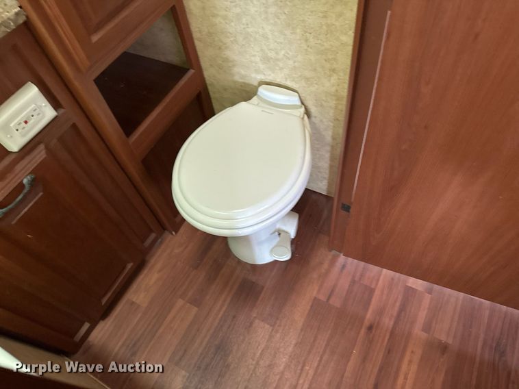 image for item DV2533 2011 Keystone Outback camper