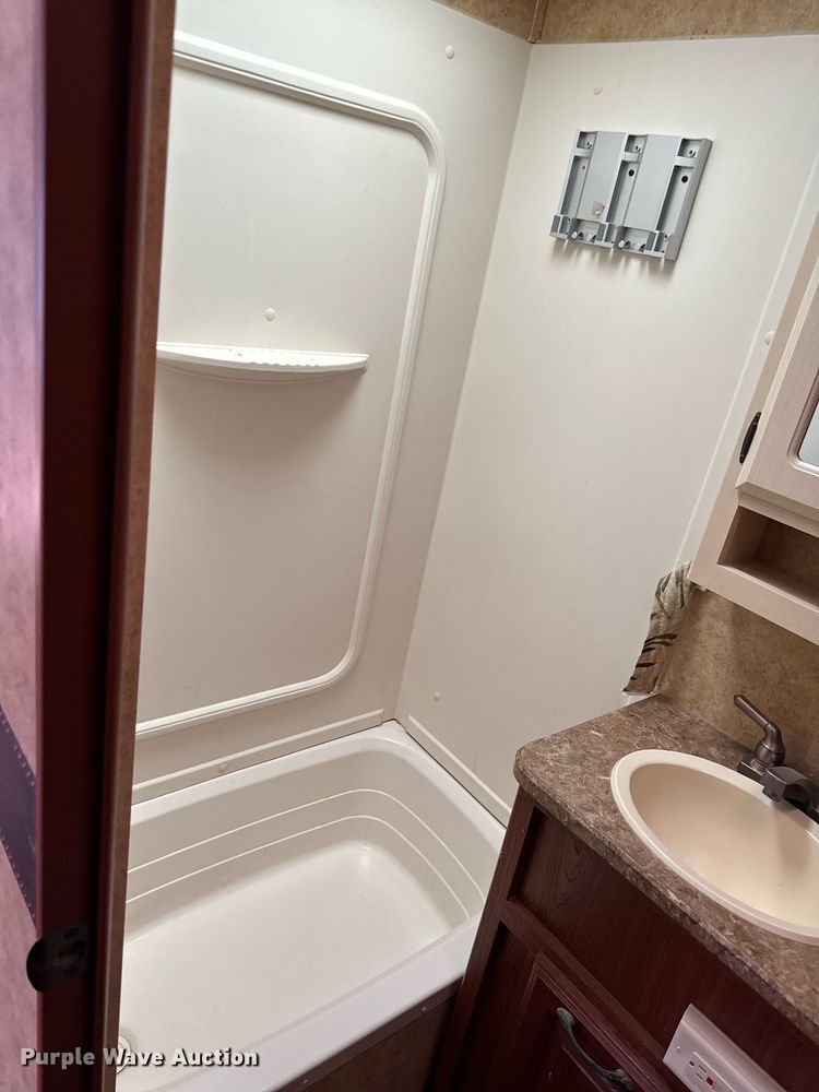 image for item DV2533 2011 Keystone Outback camper