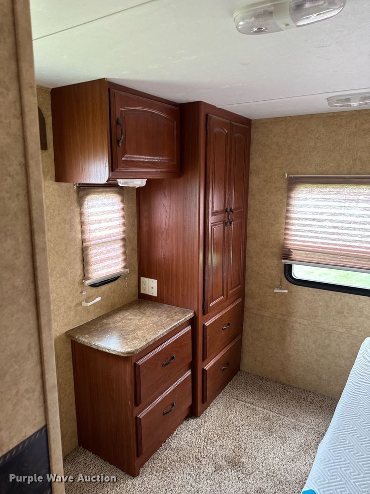 image for item DV2533 2011 Keystone Outback camper