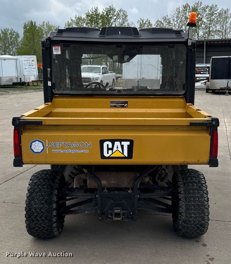 image for item DV2578 2019 Caterpillar CUV85 utility vehicle
