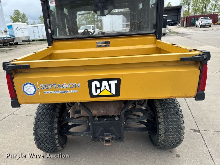 image for item DV2578 2019 Caterpillar CUV85 utility vehicle