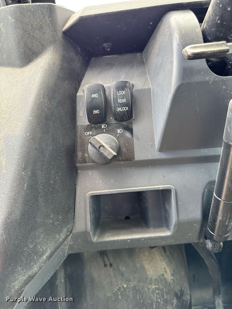 image for item DV2578 2019 Caterpillar CUV85 utility vehicle