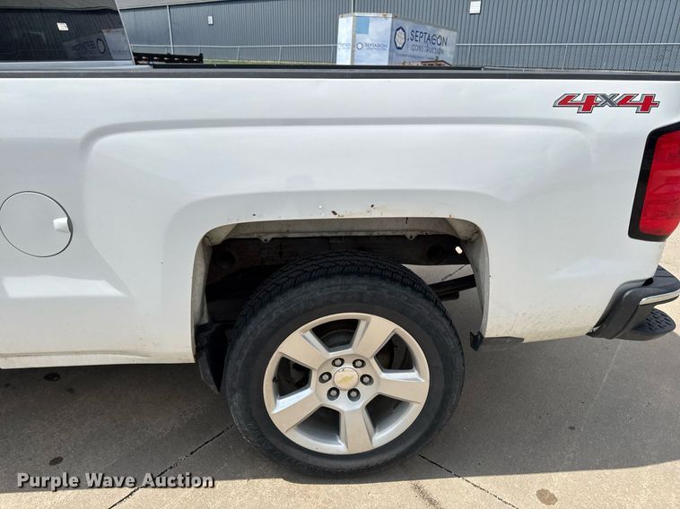 image for item DV2579 2015 Chevrolet Silverado 1500 Double Cab pickup truck