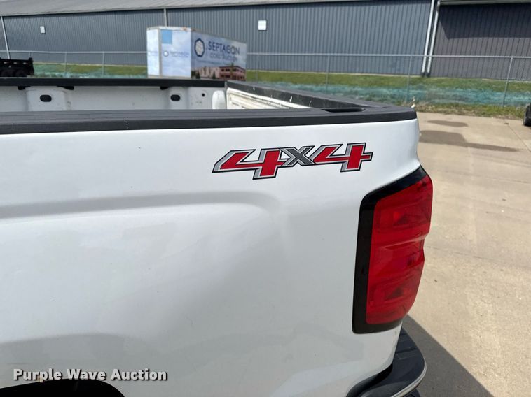 image for item DV2579 2015 Chevrolet Silverado 1500 Double Cab pickup truck