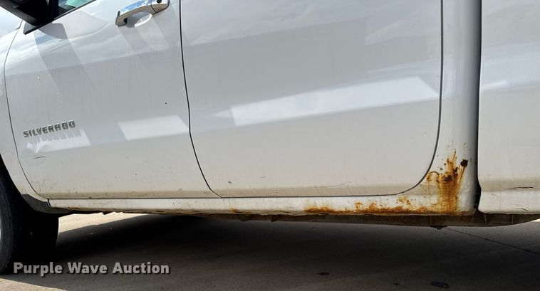 image for item DV2579 2015 Chevrolet Silverado 1500 Double Cab pickup truck