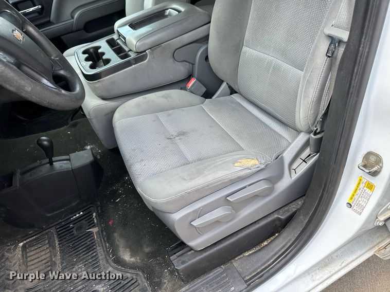 image for item DV2579 2015 Chevrolet Silverado 1500 Double Cab pickup truck