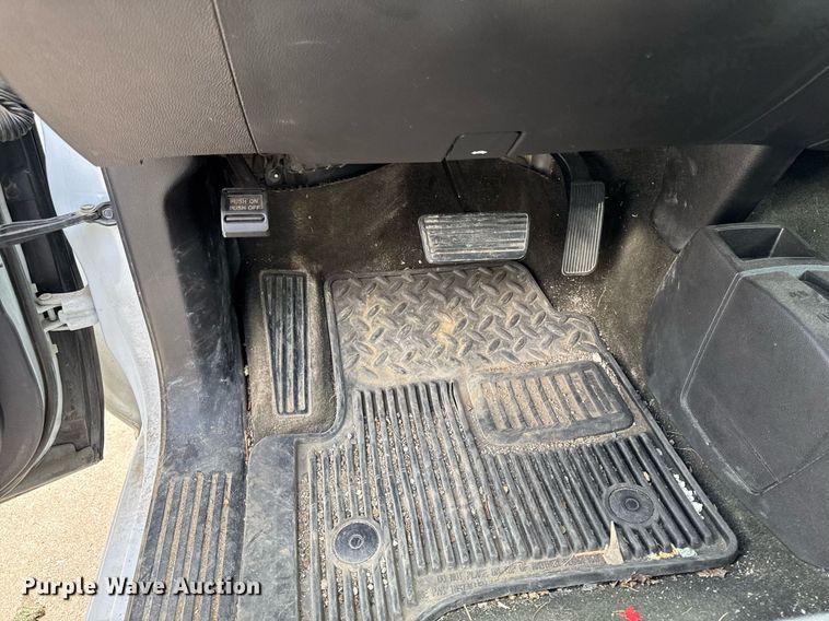 image for item DV2579 2015 Chevrolet Silverado 1500 Double Cab pickup truck