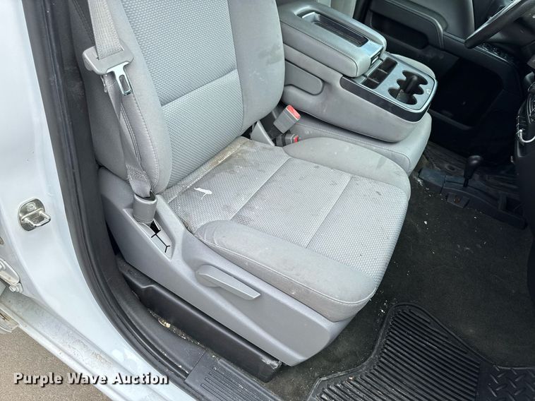 image for item DV2579 2015 Chevrolet Silverado 1500 Double Cab pickup truck