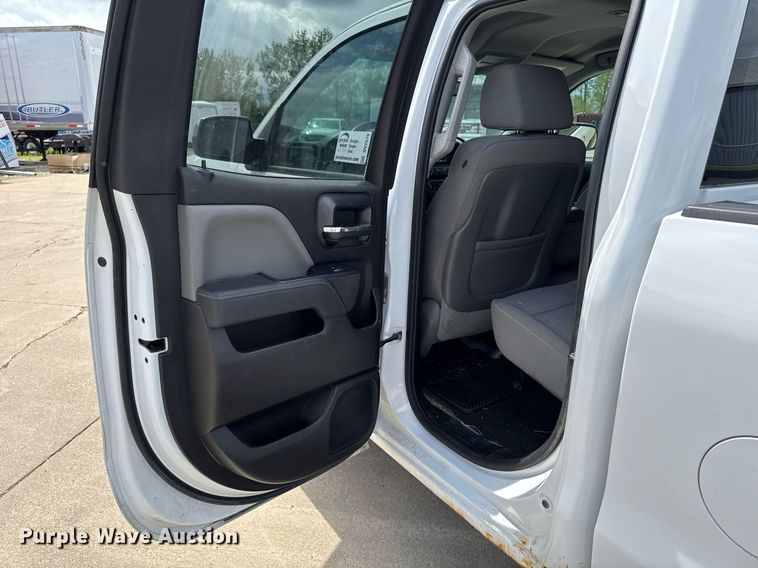 image for item DV2579 2015 Chevrolet Silverado 1500 Double Cab pickup truck