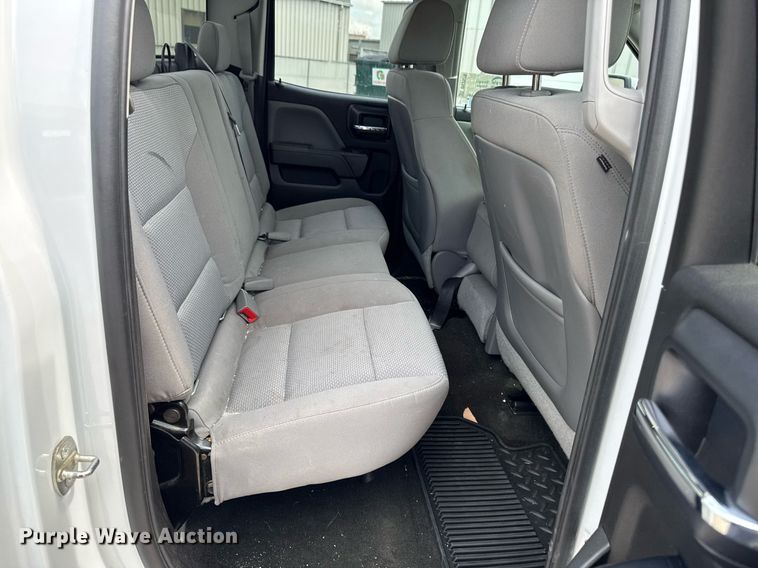 image for item DV2579 2015 Chevrolet Silverado 1500 Double Cab pickup truck