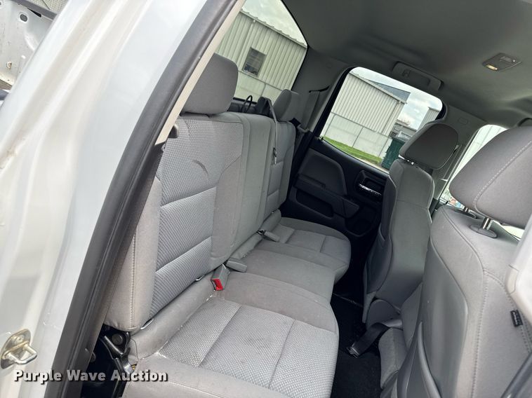 image for item DV2579 2015 Chevrolet Silverado 1500 Double Cab pickup truck